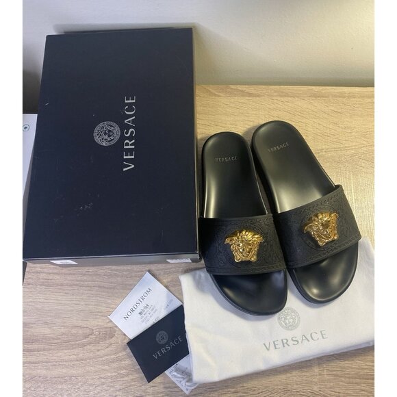 Versace Pool Slide Gomma Black with Gold Medusa Women Size 40 (US 10) Authentic - Picture 5 of 16